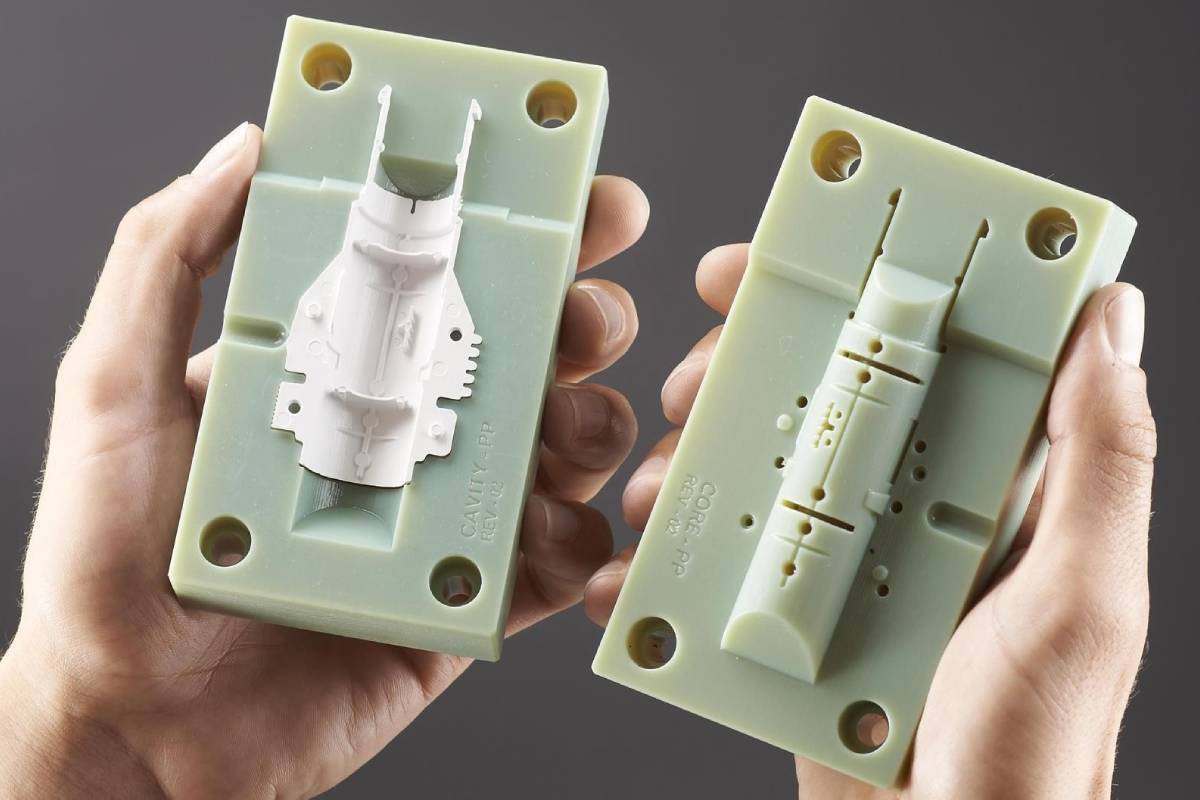 تأثیر کنترل صحیح دمای قالب بر کاهش ضایعات و افزایش بهره وری تأثیر کنترل صحیح دمای قالب بر کاهش ضایعات و افزایش بهره وری